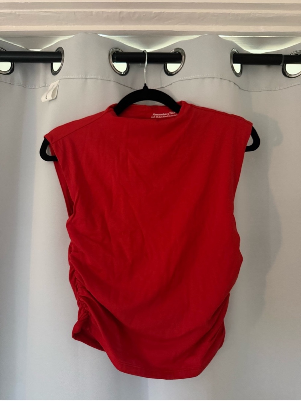 Abercrombie & Fitch Red Sleeveless Ruched Crop Top